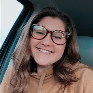 Meet your Posher, Sydney